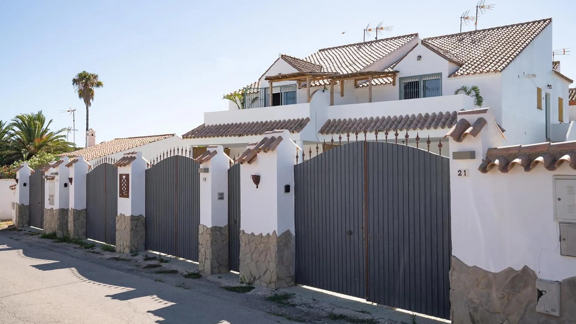 La Casita Del Faro Villa Los Canos De Meca Spain